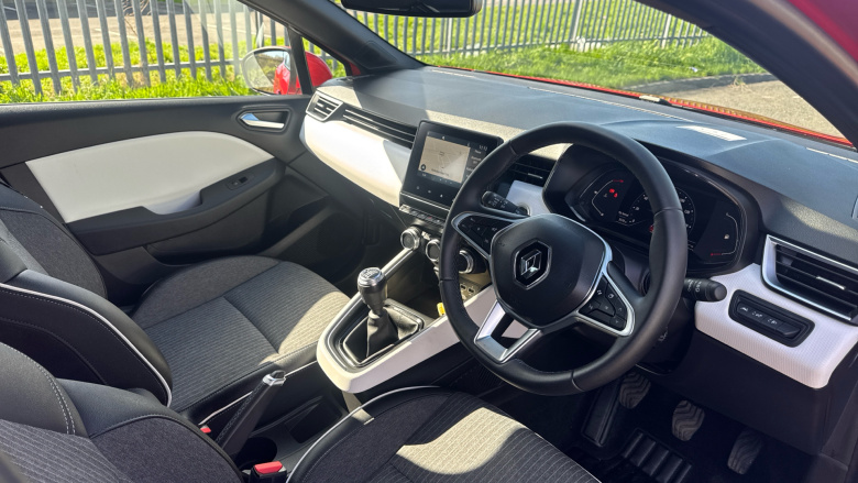 Renault Clio 1.0 TCe 90 SE Edition 5dr Petrol Hatchback